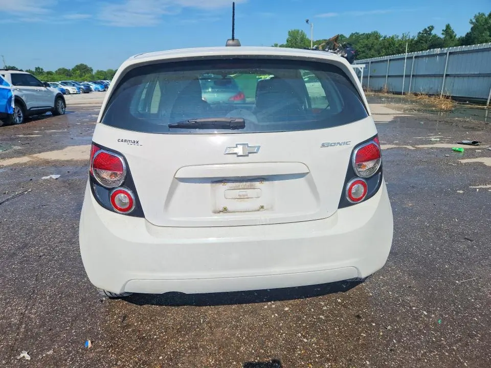 2016 CHEVROLET SONIC LS  