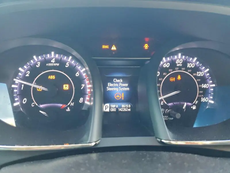 2015 TOYOTA AVALON XLE  