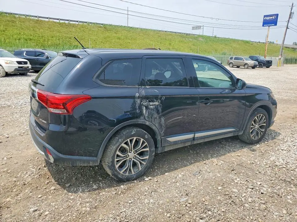2016 MITSUBISHI OUTLANDER SE  