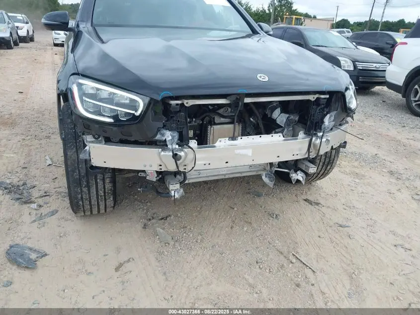 2022 MERCEDES-BENZ GLC 300 SUV