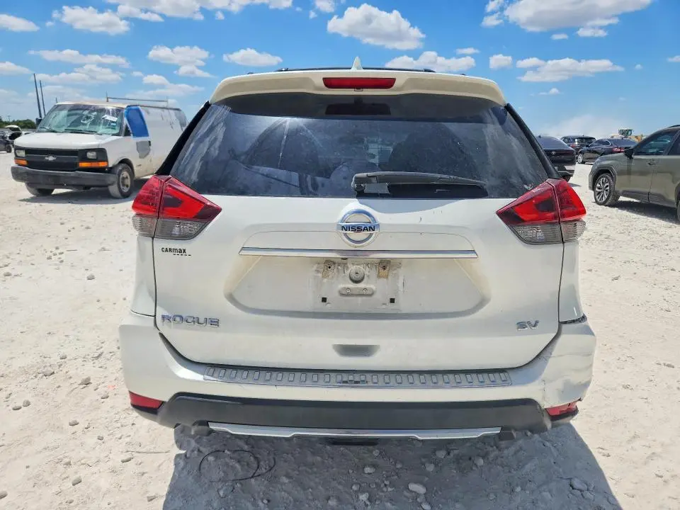 2017 NISSAN ROGUE SV  