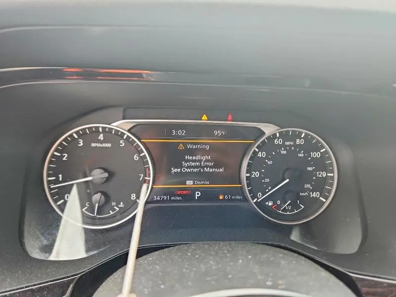 2023 NISSAN PATHFINDER SL  
