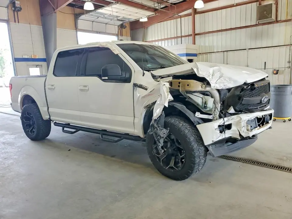 2017 FORD F150 SUPERCREW  