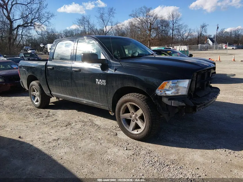 2015 RAM 1500 EXPRESS