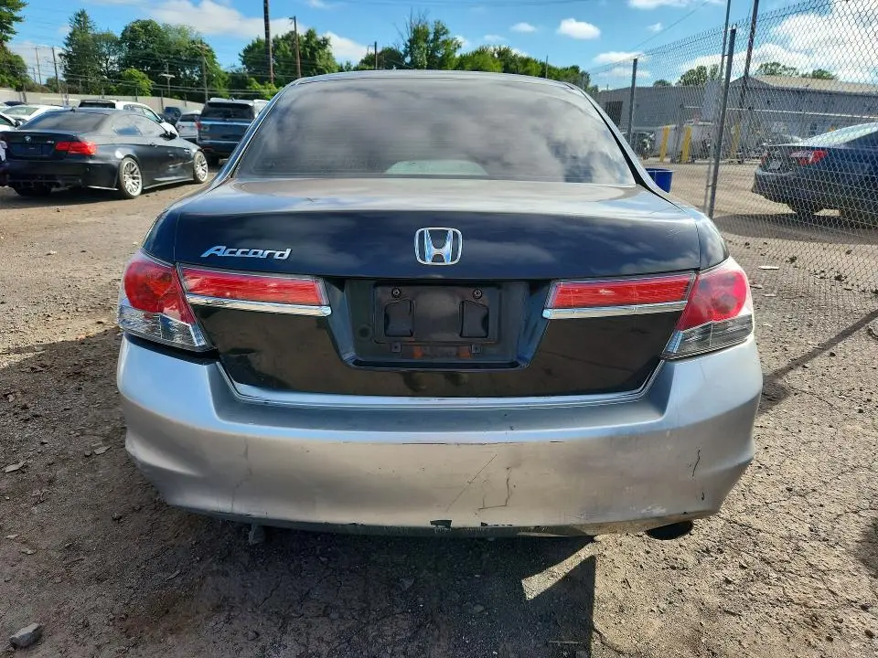 2011 HONDA ACCORD EX  