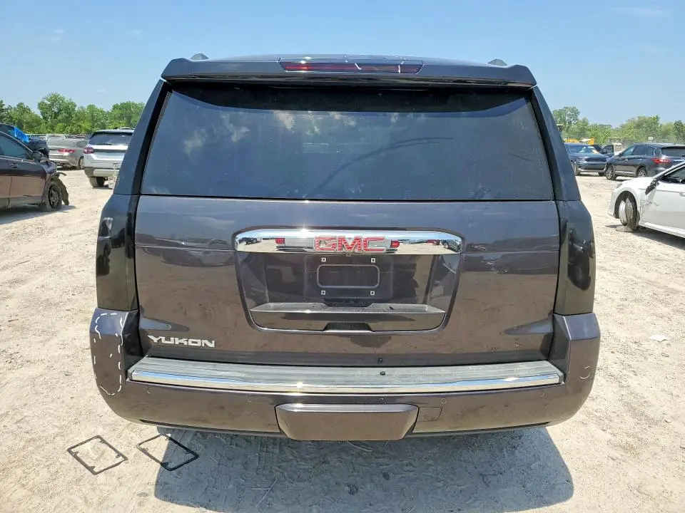 2018 GMC YUKON DENALI  