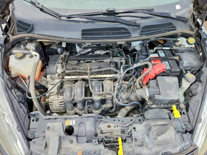 2015 FORD FIESTA SE  