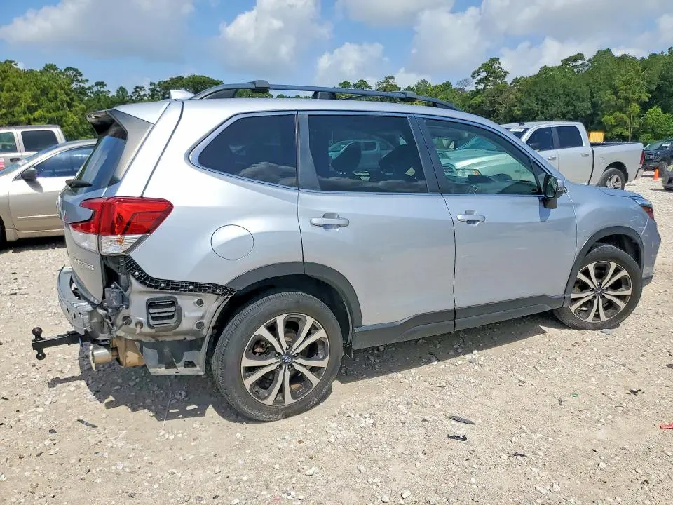 2021 SUBARU FORESTER LIMITED  