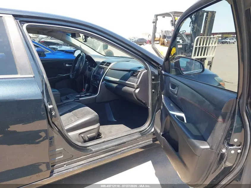 2015 TOYOTA CAMRY XSE V6