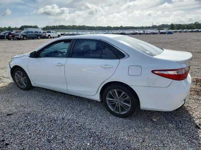 2015 TOYOTA CAMRY SE  