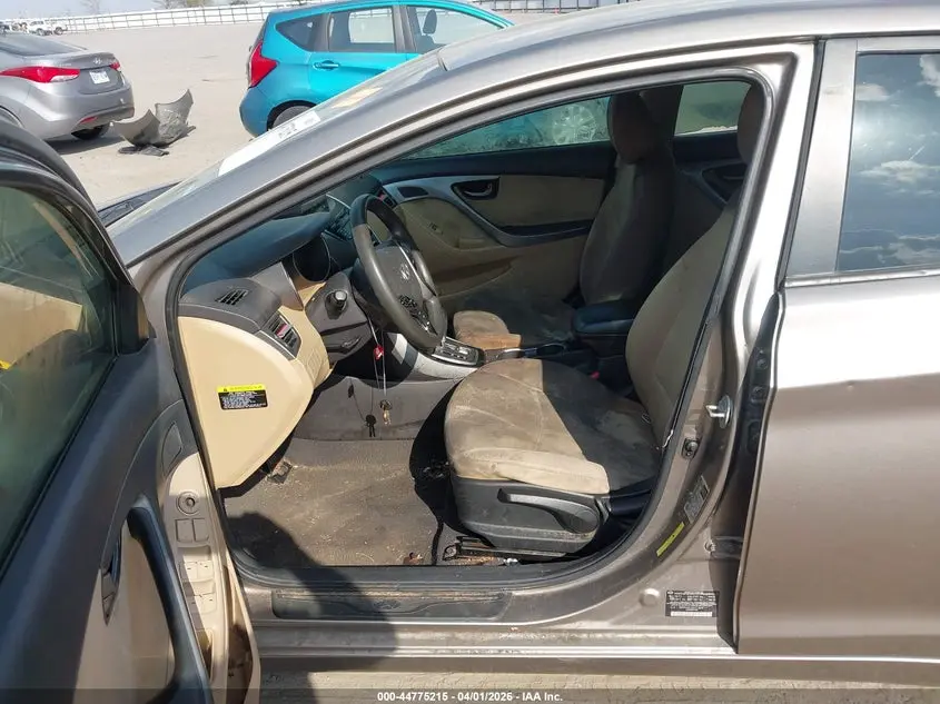 2013 HYUNDAI ELANTRA GLS