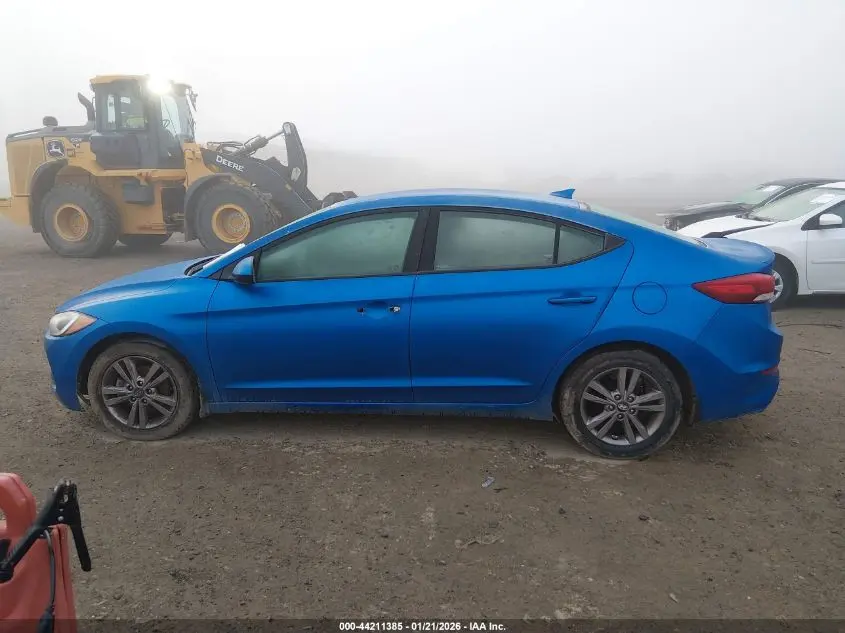 2017 HYUNDAI ELANTRA SE
