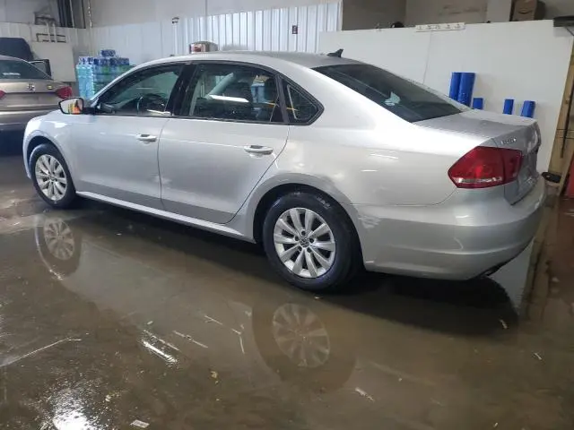 2015 VOLKSWAGEN PASSAT S  