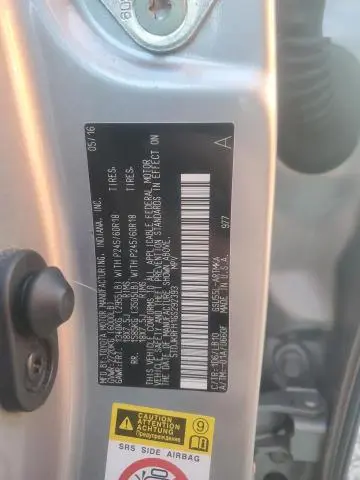 2016 TOYOTA HIGHLANDER XLE  