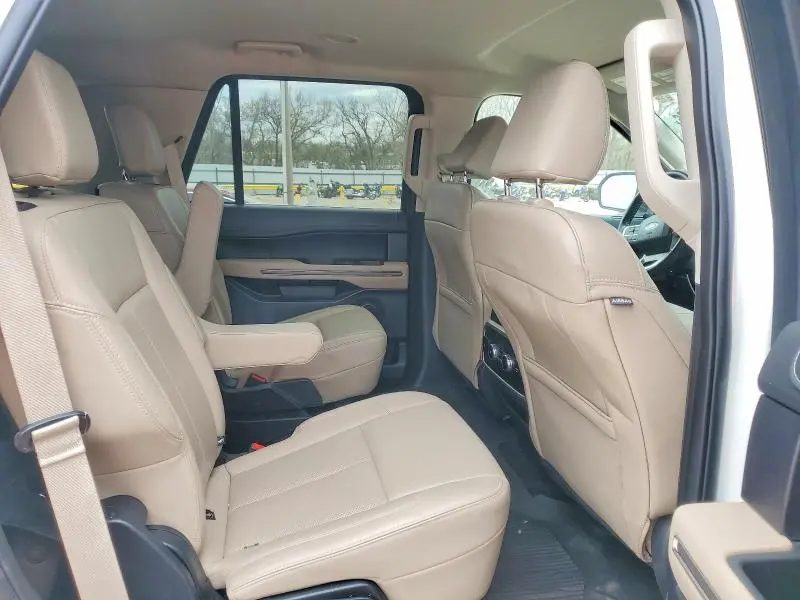 2022 FORD EXPEDITION XLT  