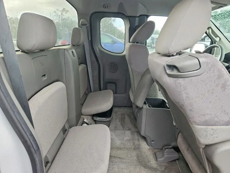 2012 NISSAN FRONTIER S  