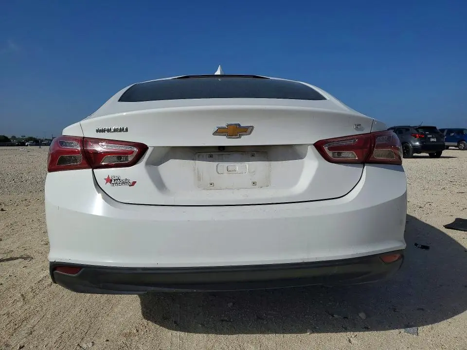 2021 CHEVROLET MALIBU LT  