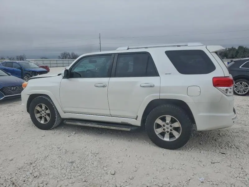 2011 TOYOTA 4RUNNER SR5  