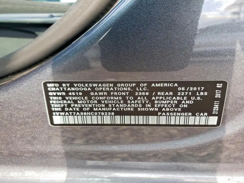 2017 VOLKSWAGEN PASSAT S  