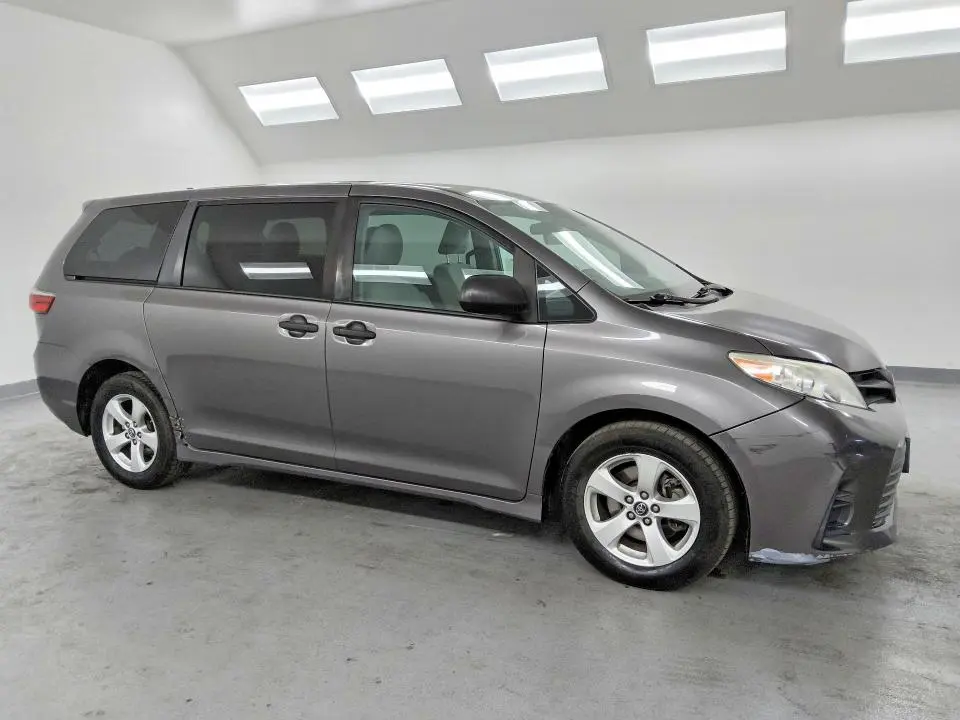 2020 TOYOTA SIENNA L 7-PASSENGER  