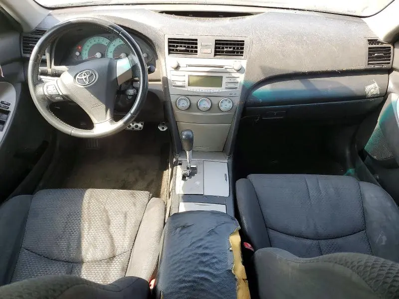 2010 TOYOTA CAMRY SE  