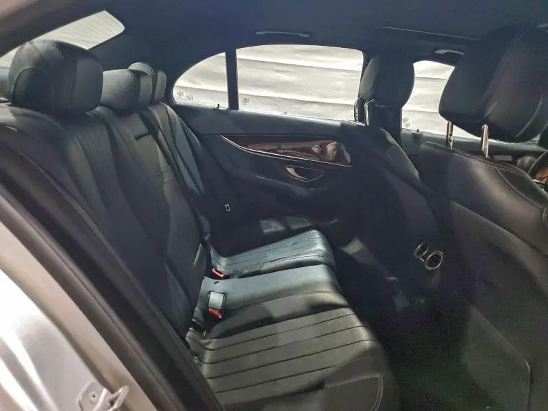 2017 MERCEDES-BENZ E 300 4MATIC  