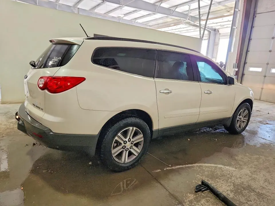 2012 CHEVROLET TRAVERSE LT  