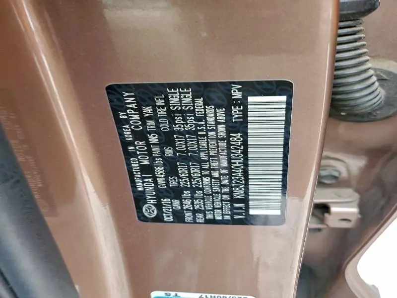 2017 HYUNDAI TUCSON SE  