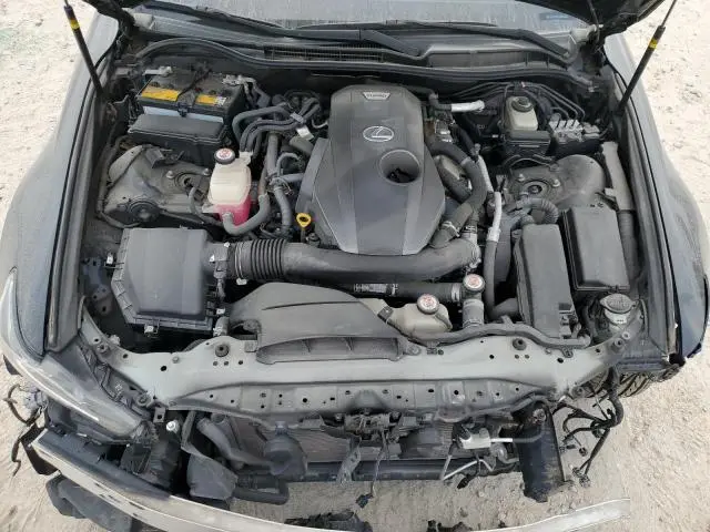 2019 LEXUS IS 300  