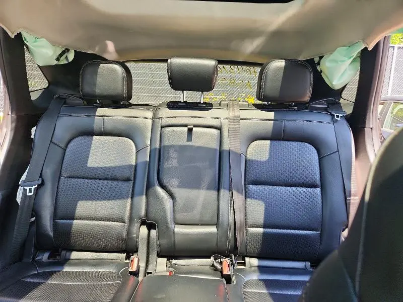 2021 FORD ESCAPE TITANIUM  