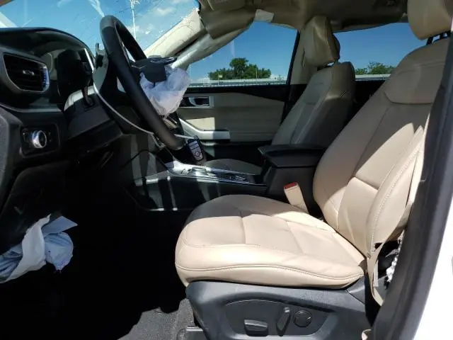 2021 FORD EXPLORER XLT  