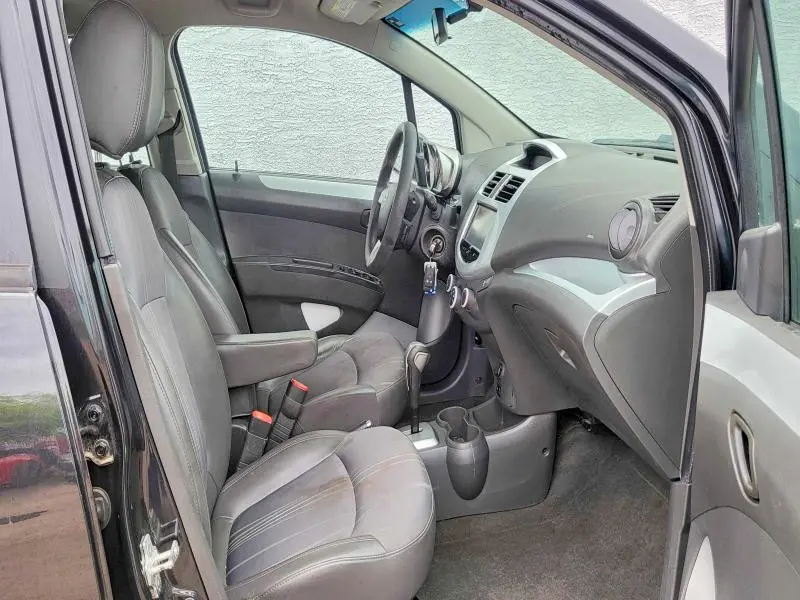 2015 CHEVROLET SPARK 1LT  