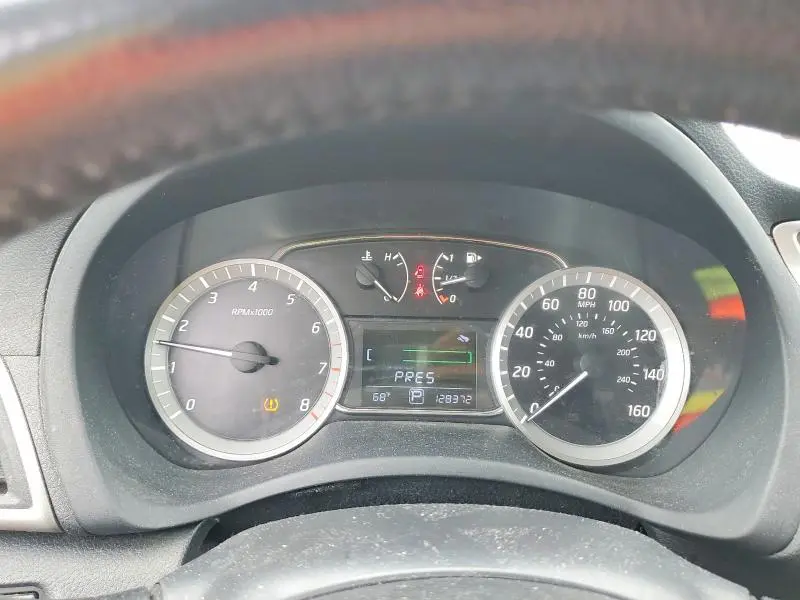 2015 NISSAN SENTRA SV  