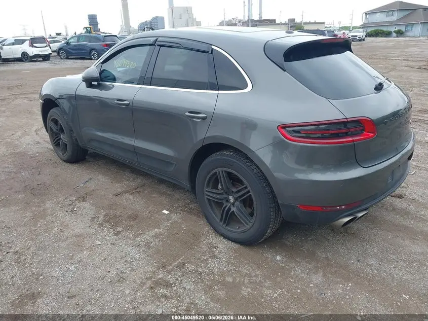 2015 PORSCHE MACAN S