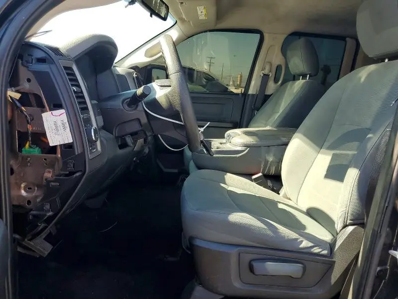 2015 RAM 1500 ST  