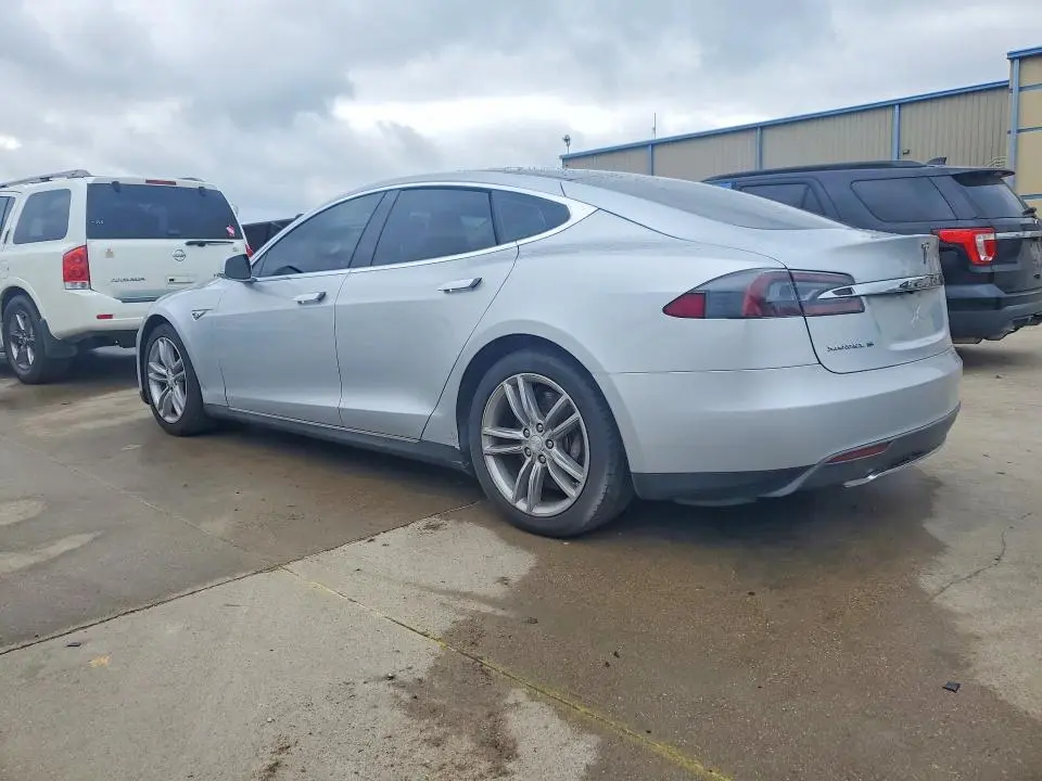 2013 TESLA MODEL S   