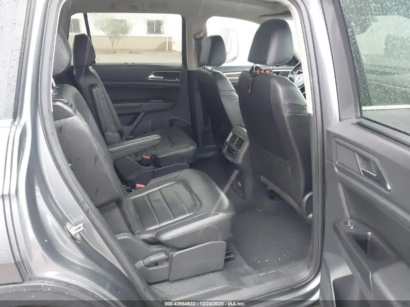 2018 VOLKSWAGEN ATLAS 3.6L V6 SEL PREMIUM