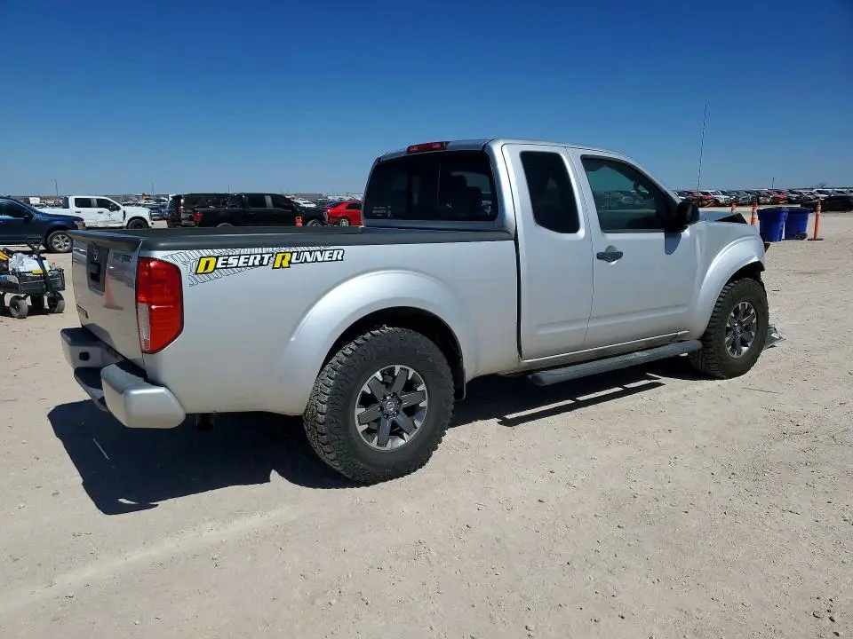 2014 NISSAN FRONTIER SV V6  