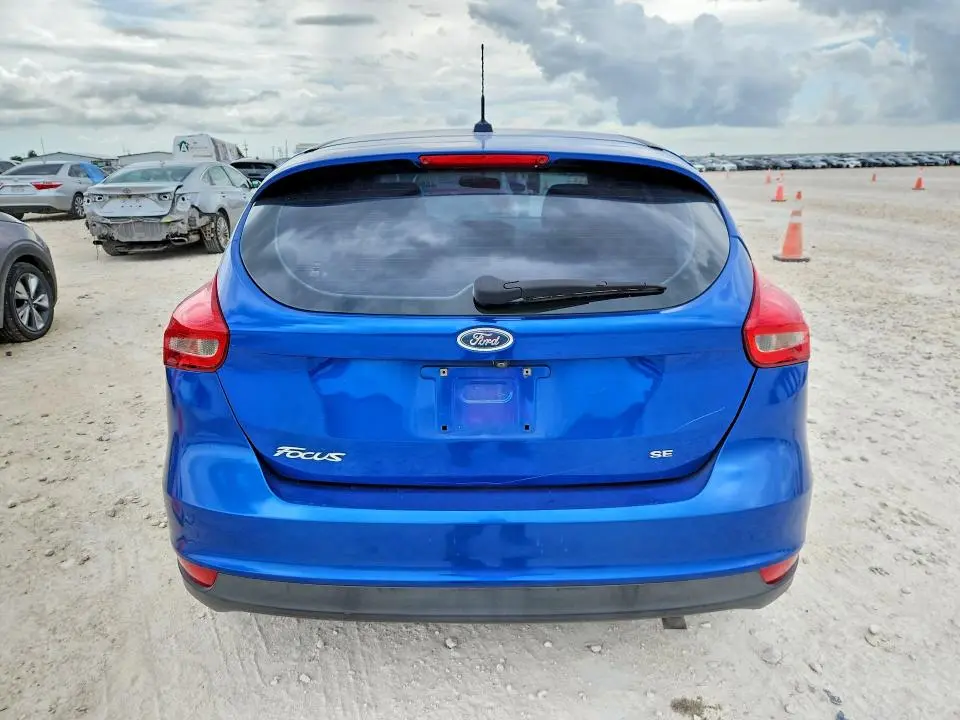 2018 FORD FOCUS SE  