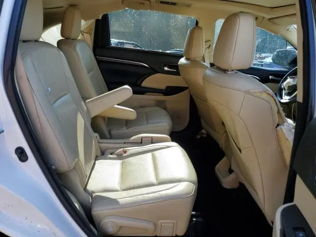 2016 TOYOTA HIGHLANDER LIMITED  