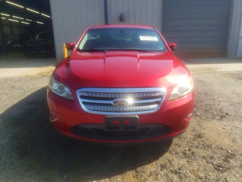 2011 FORD TAURUS SEL  