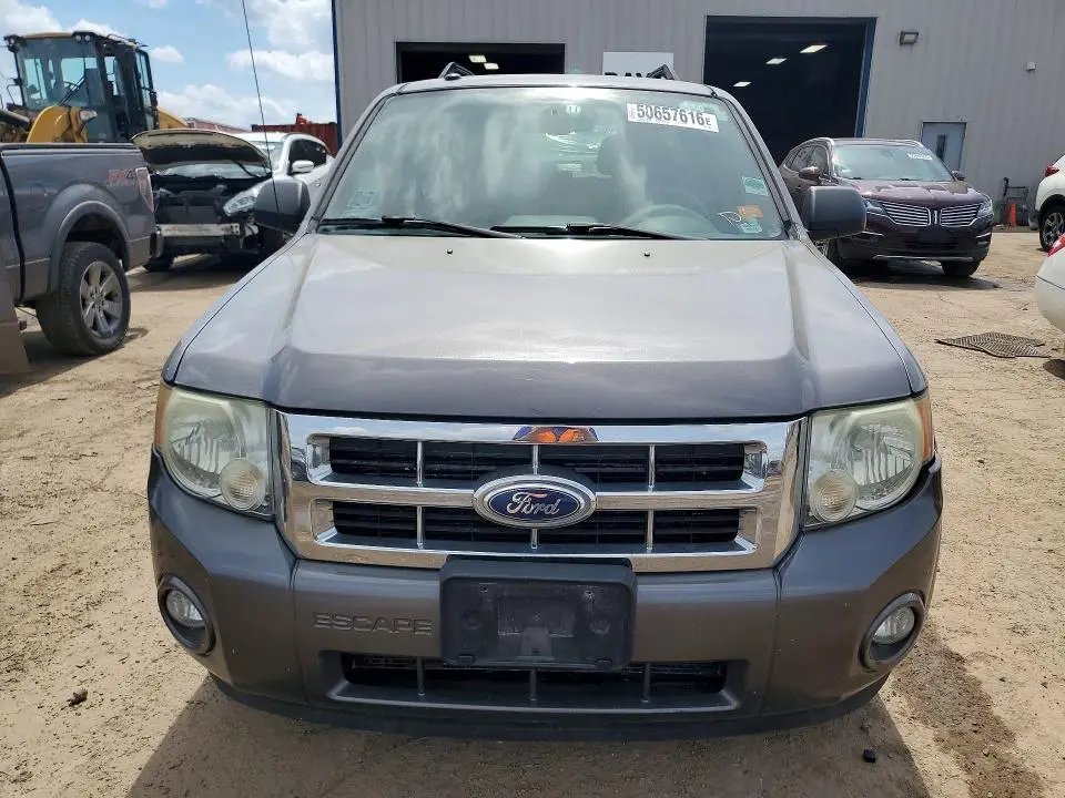 2010 FORD ESCAPE XLT  