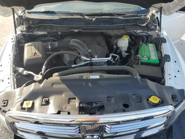 2017 RAM 1500 SLT