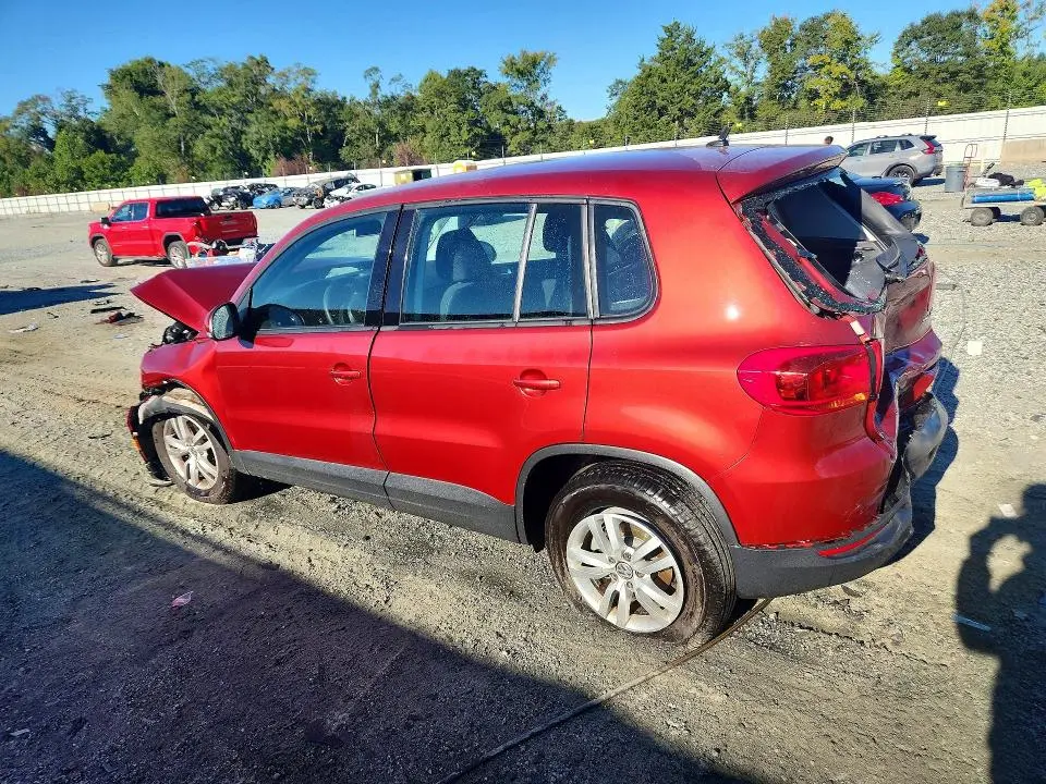 2014 VOLKSWAGEN TIGUAN S  