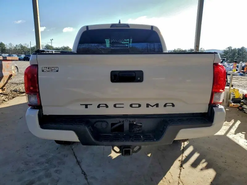 2017 TOYOTA TACOMA DOUBLE CAB  