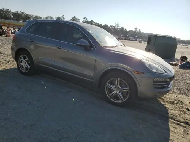 2014 PORSCHE CAYENNE   