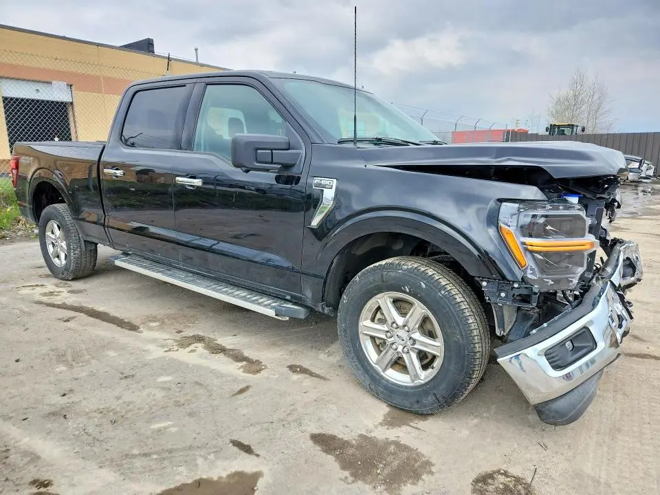2024 FORD F150 XLT  