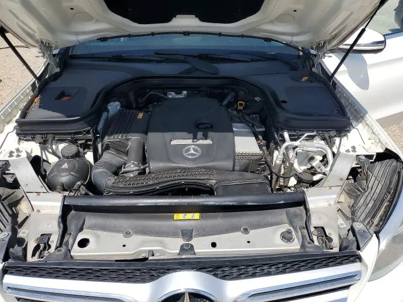 2017 MERCEDES-BENZ GLC 300  