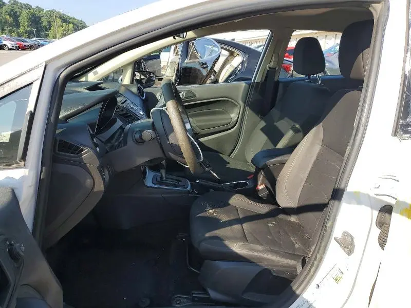 2017 FORD FIESTA SE  