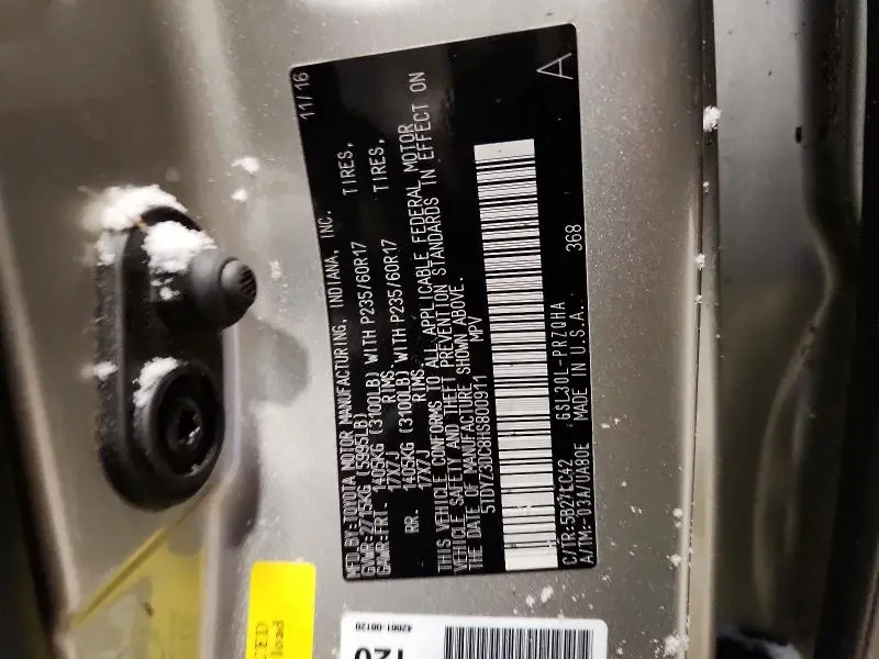 2017 TOYOTA SIENNA XLE  